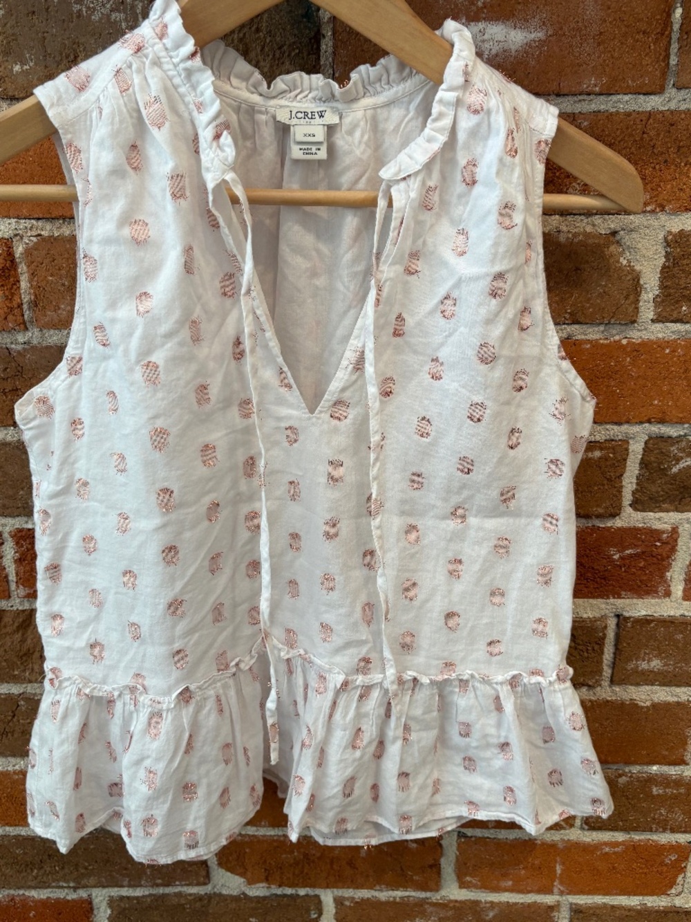 J Crew White Sleeveless Peplum Top with Rose Gold Metallic Details Size XXS